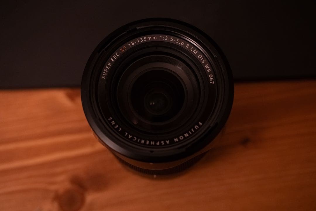 富士フイルム XF 18-135mm F3.5-5.6 ズームレンズ