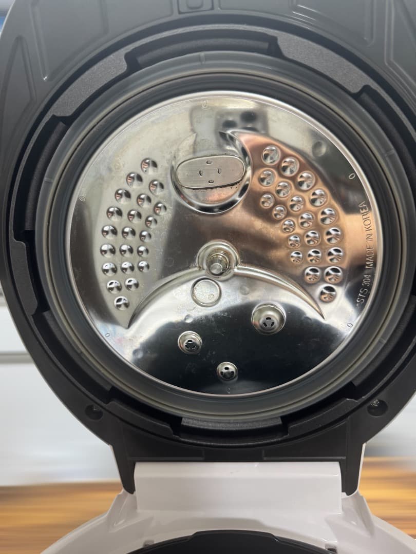 【CUCKOO クック 電気圧力炊飯器 CRP-RT0605F】