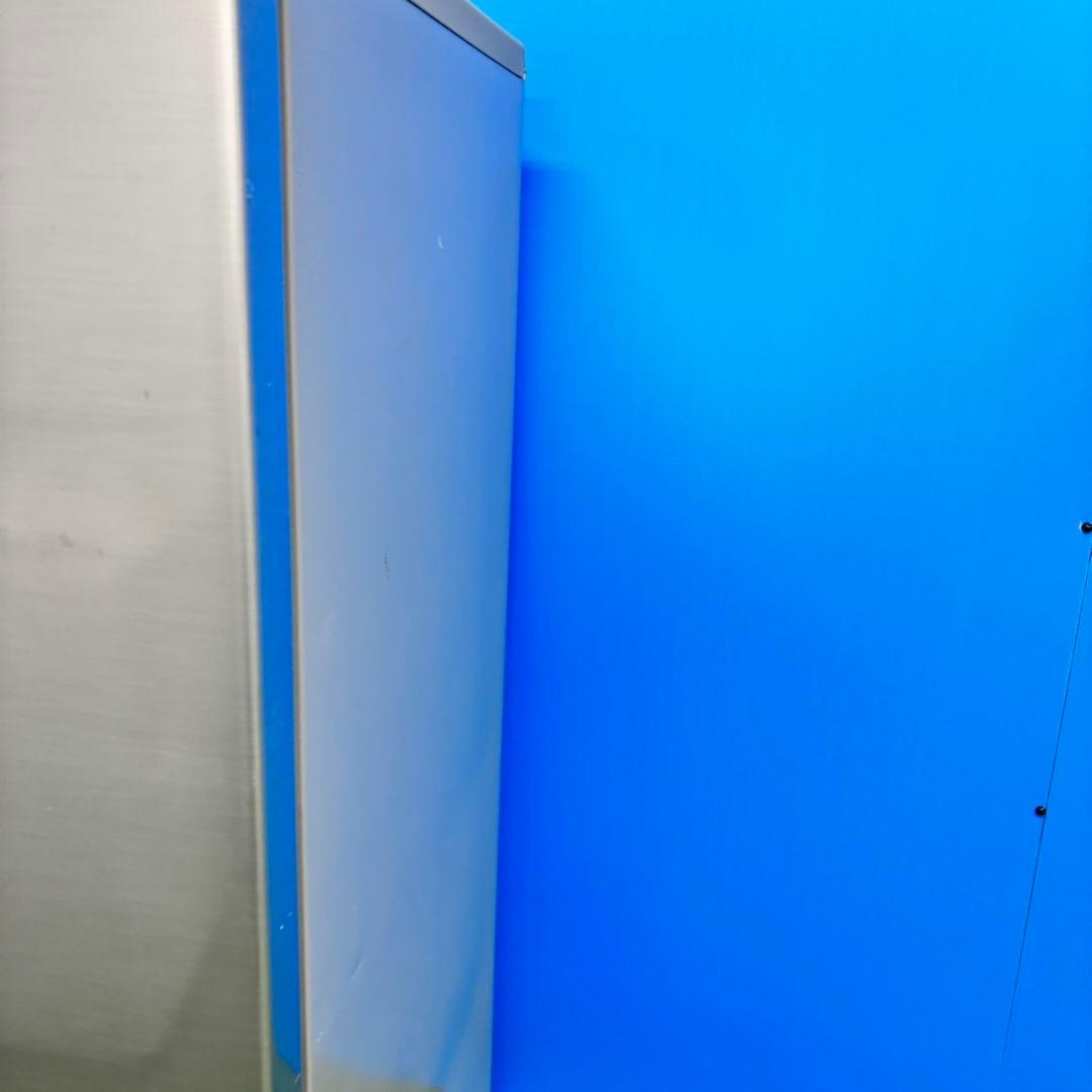 513 オススメ　大型冷蔵庫　右開き　200L〜300L　極美品　一人暮らしでも