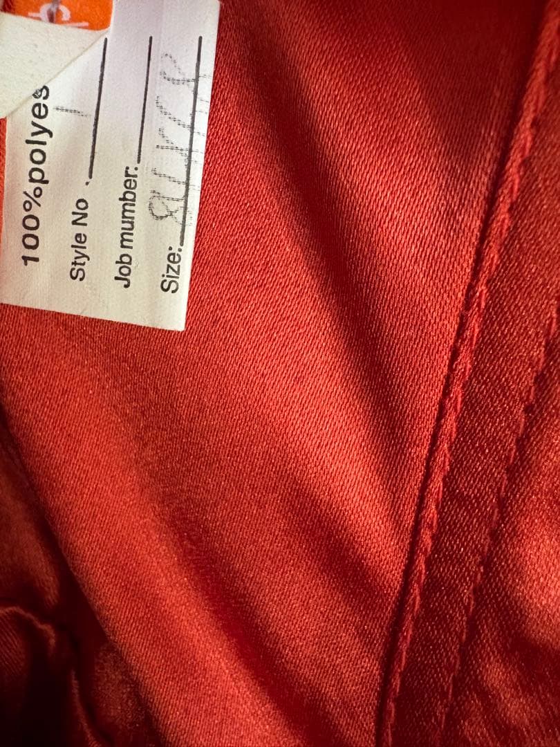 アーバンブランシュ　オフショルダーフリルドレス　サイズM 　Sサイズに調整あり