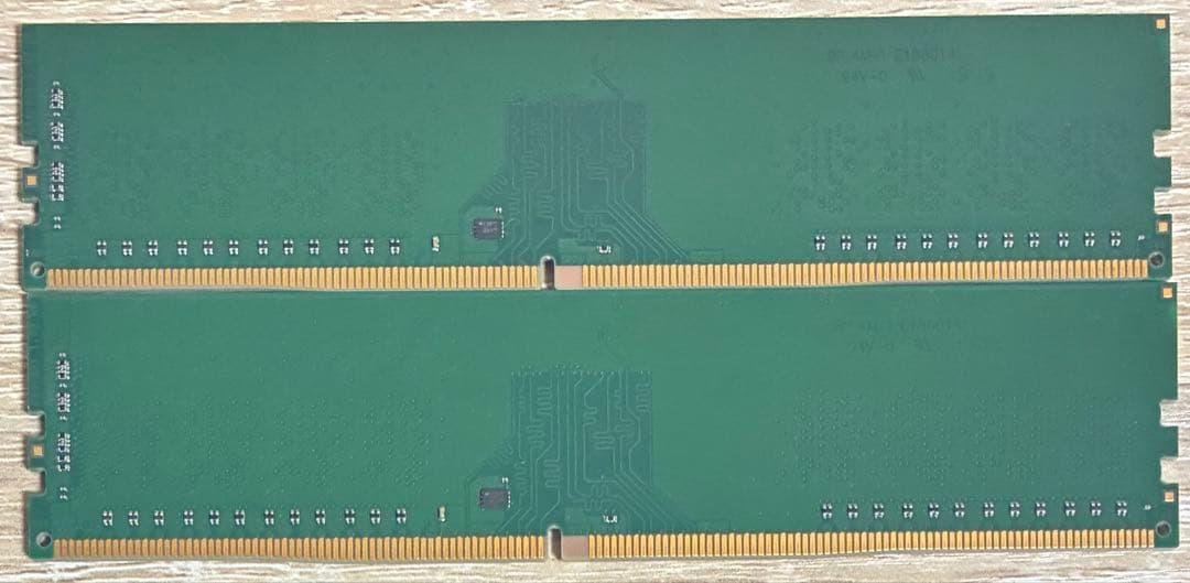 【中古】DDR4-2400 16GB(8GB×2枚) ADATA