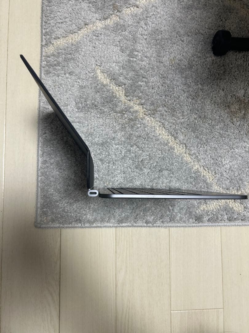 iPad Pro 11インチ(M4) magic keyboard