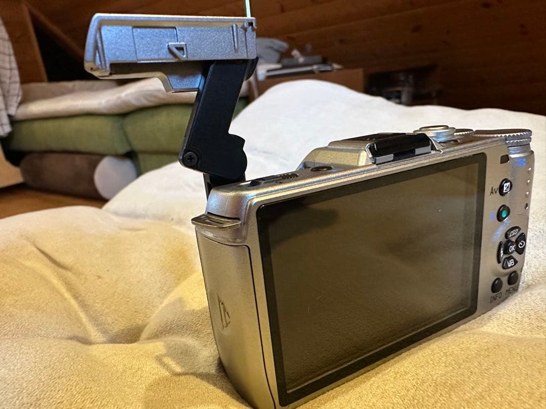 ペンタックス Q10 コンパクトデジカメ