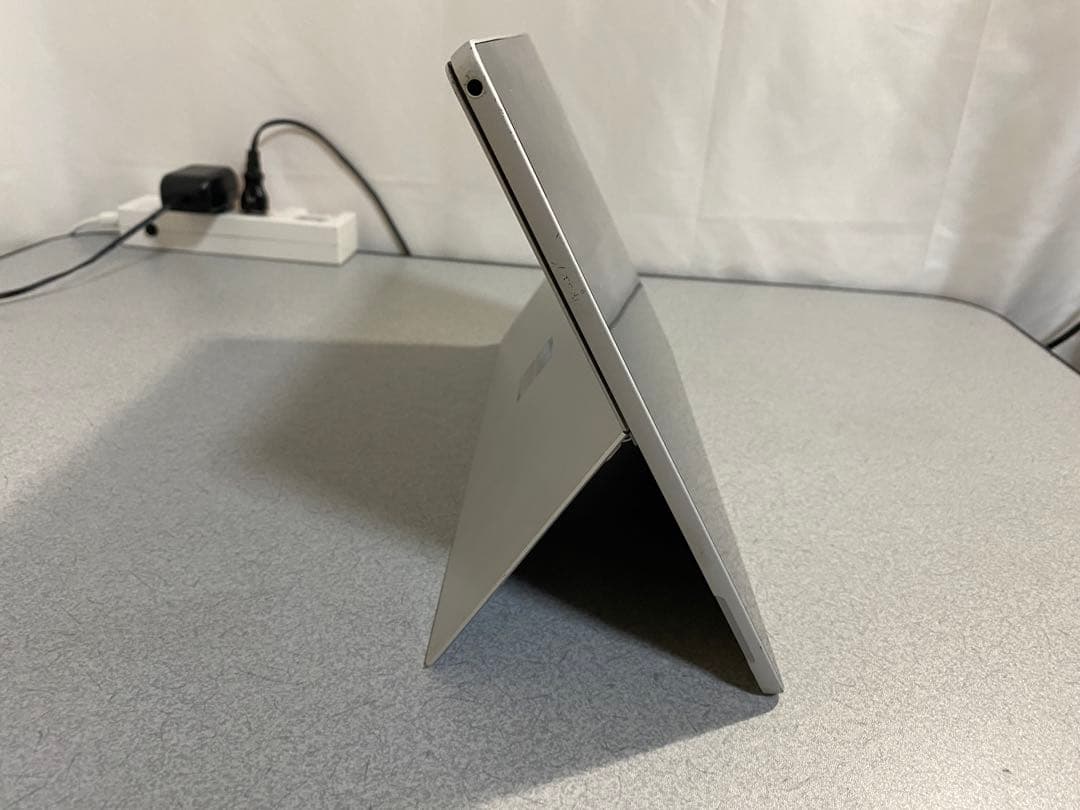 Windowsタブレット本体 surface PRO6 i5 8250u 8GB 256GB