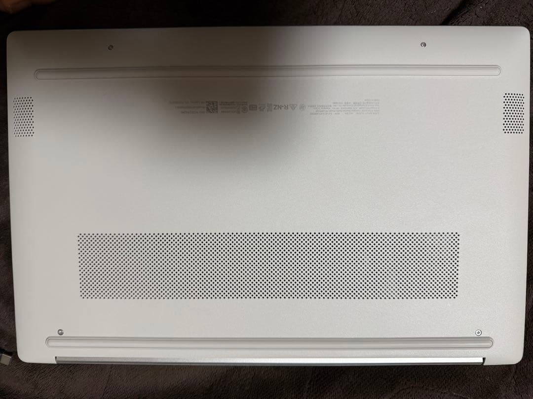 HP Laptop15-fd1002TU シルバー Office付き