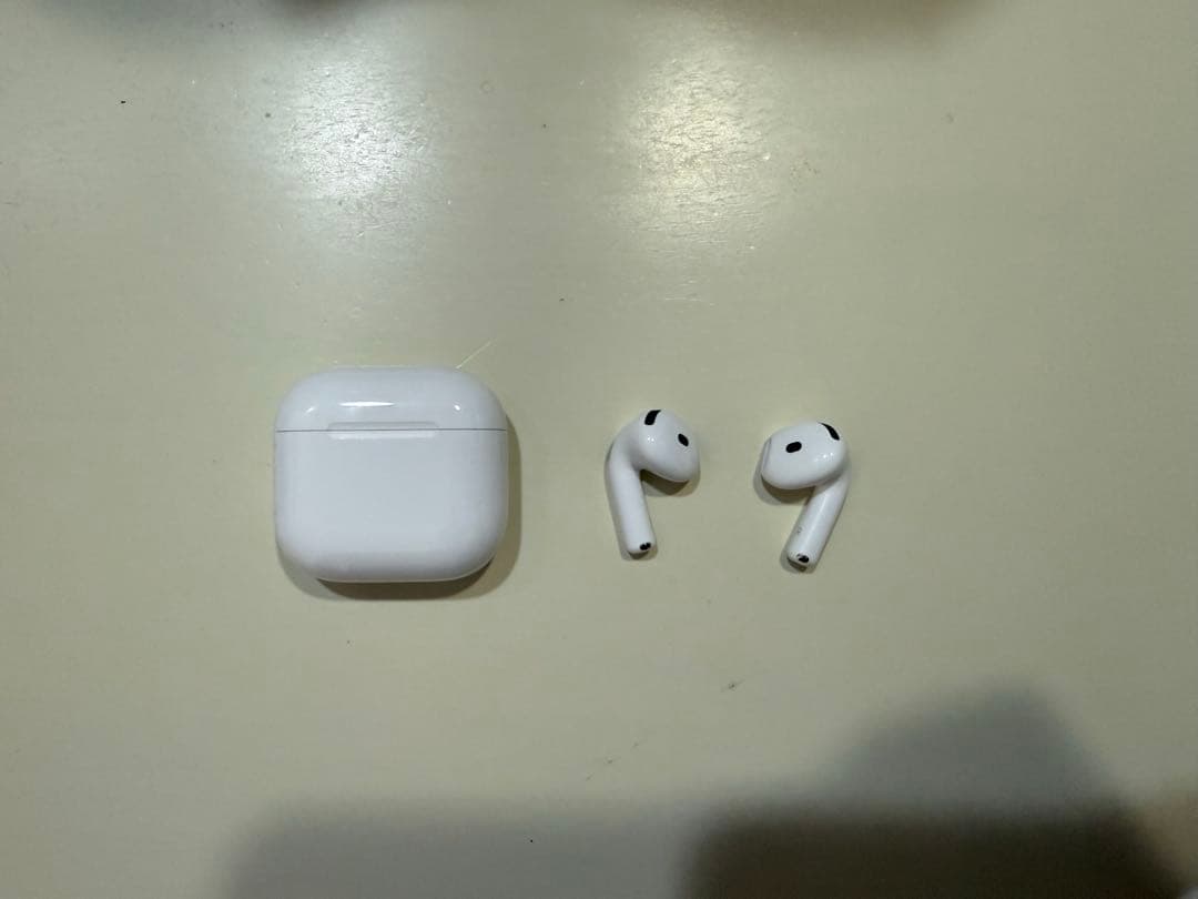 イヤホン AirPods 4 ANC