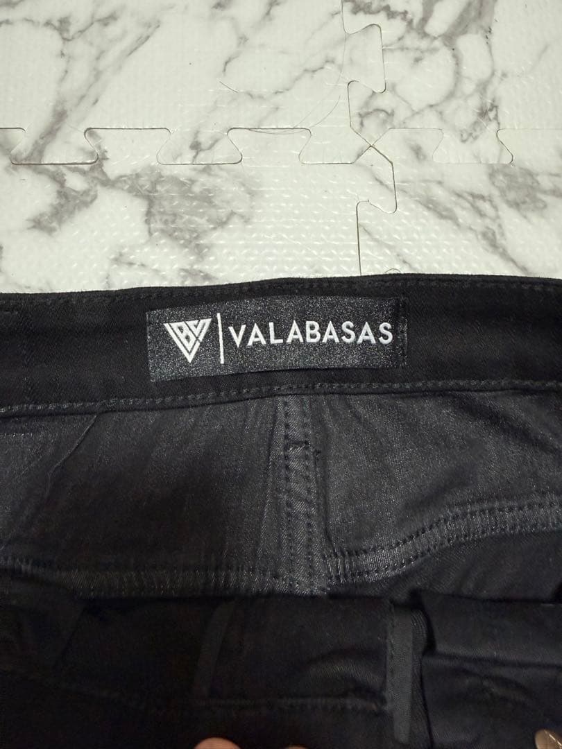 【新品】VALABASAS バラバサス ブラックフレアデニム　早い者勝ち