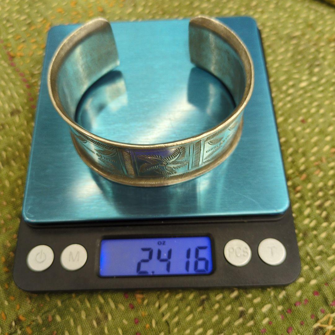 タイ　カレン族シルバー　バングル ●写真訂正　重さの写真再度ご確認、最後まで。