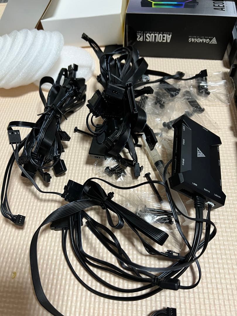 GAMDIAS ゲーミングファン AEOLUS P2-1203 30mm厚　8個