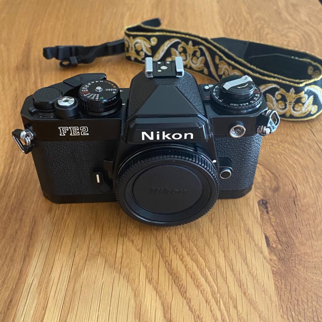 Nikon FE2 BLACK BODY 一眼レフカメラ ボディー