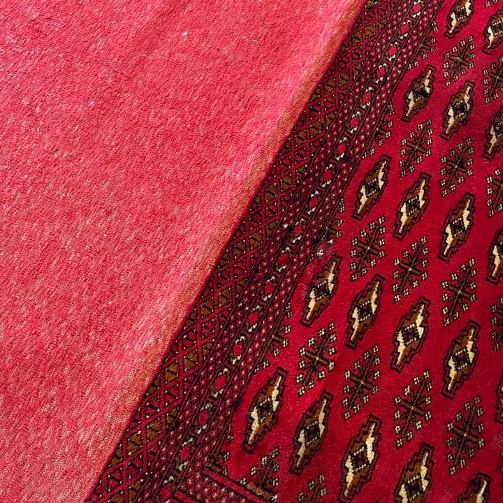 【新品未使用】ペルシャ産　トルクメン絨毯　ハーフ&ハーフ　ペルシャ