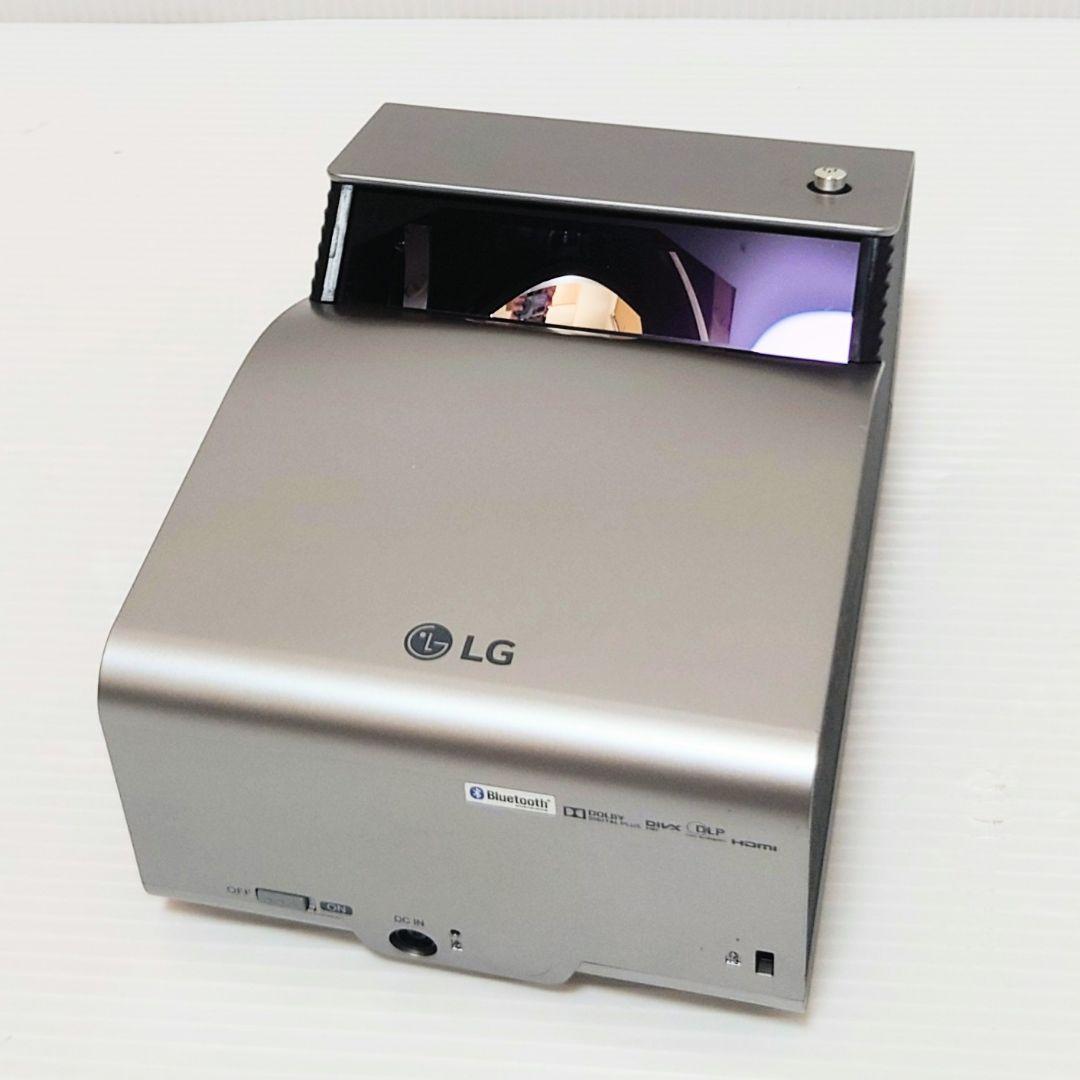 LG PH450UG 超短焦点 バッテリー内蔵 LEDプロジェクター