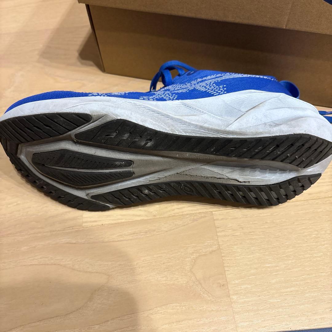 アシックス　ノヴァブラスト５