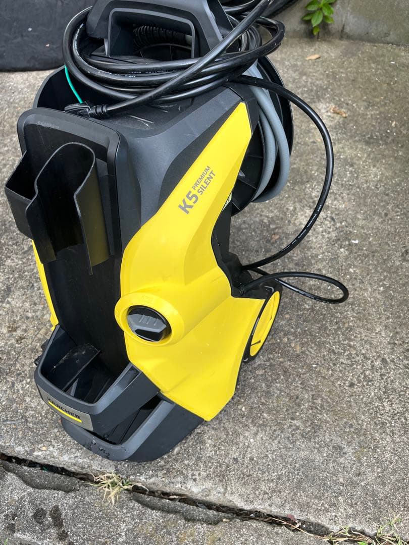 送料無料ケルヒャー 高圧洗浄機 K5premiumサイレント本体のみ50Hz使用