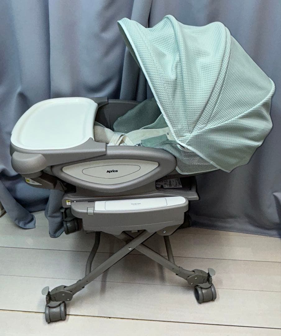 アップリカ　ユラリズム　オートプレミアム　AC　電動ハイローチェア