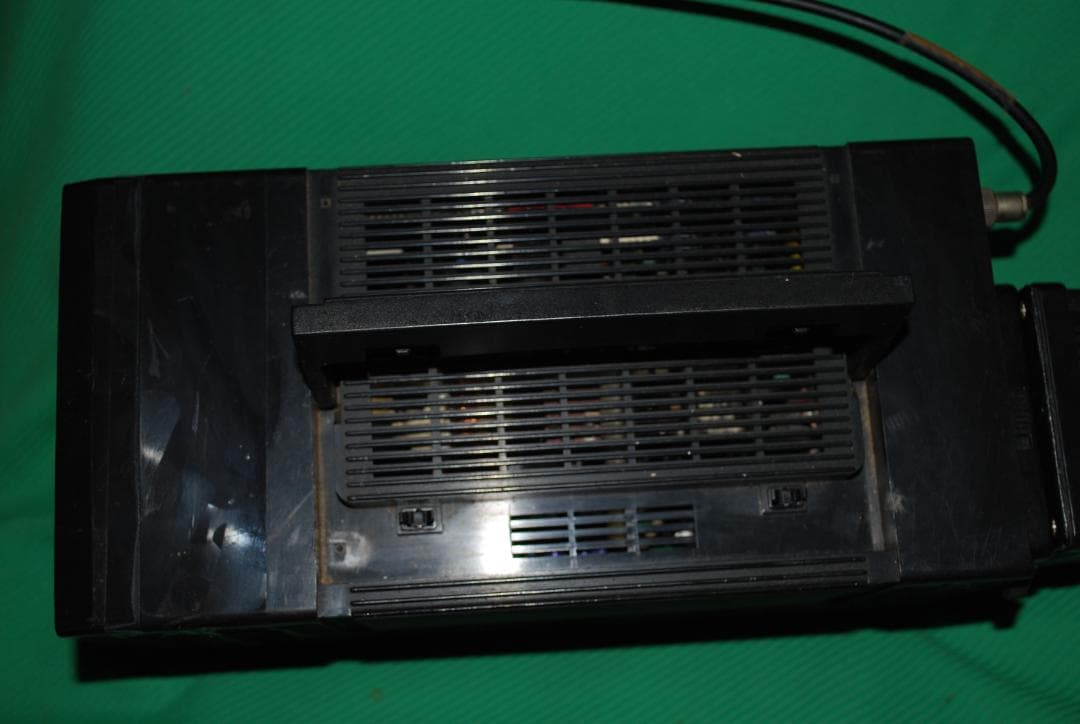 Ikegami6インチカラーモニターTM6-１AV中古動作品の出品です。