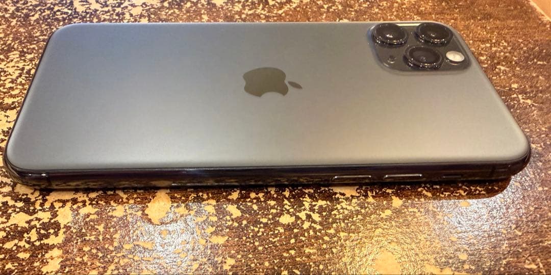 Apple iPhone 11 Pro スペースグレー　本体