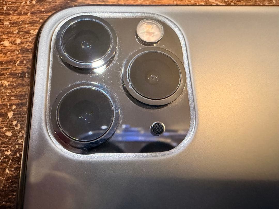 Apple iPhone 11 Pro スペースグレー　本体