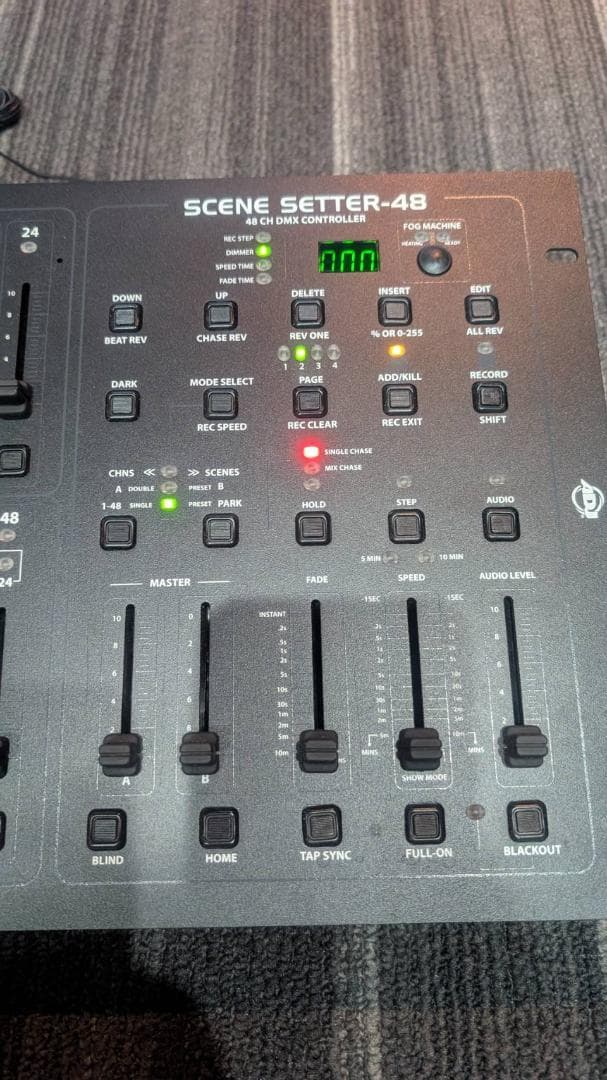 SCENE SETTER-48 DMXコントローラー