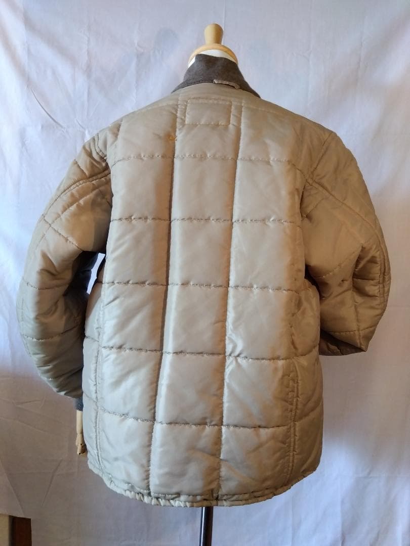 【未使用に近し】45R ユニセックス　2つ星でサイズM　ベージュ ブルゾン