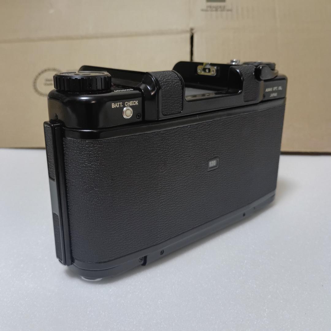 PENTAX 6x7 ボディ 電池ホルダーなし 動作未確認 部品取り用