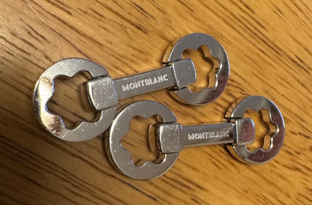 MONTBLANC(モンブラン)カフス ロゴ シルバー 現品のみ