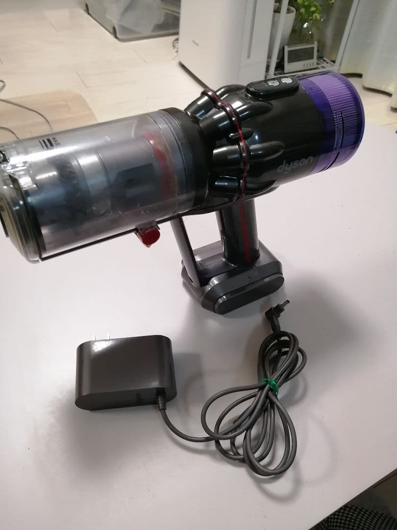 美品!ダイソンMicro1.5Kg SV21 本体、純正バッテリー、ACアダプタ