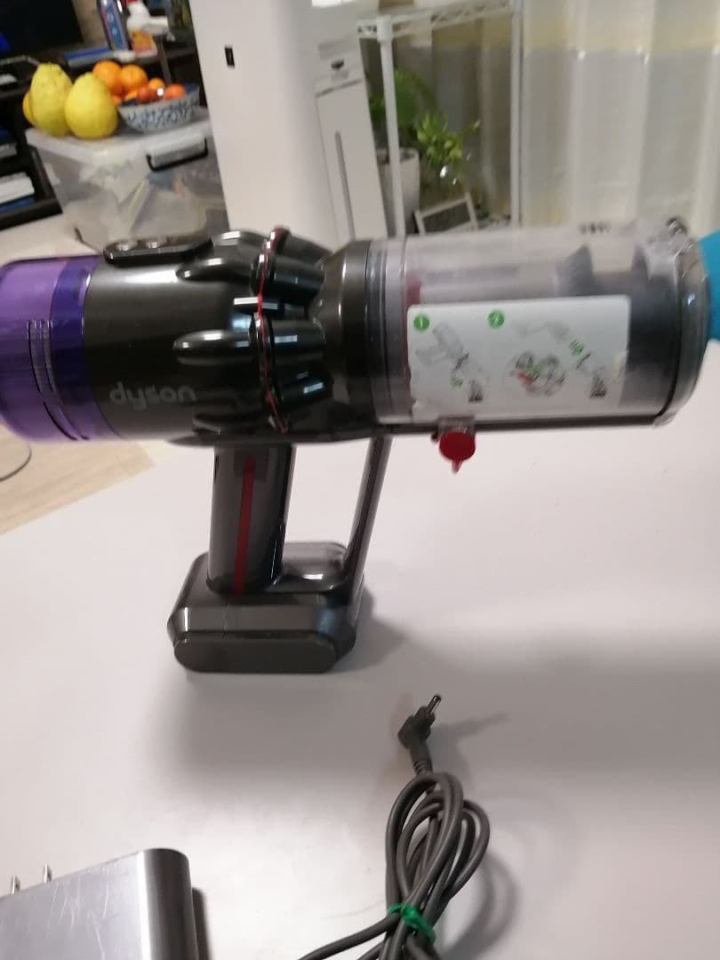 美品!ダイソンMicro1.5Kg SV21 本体、純正バッテリー、ACアダプタ