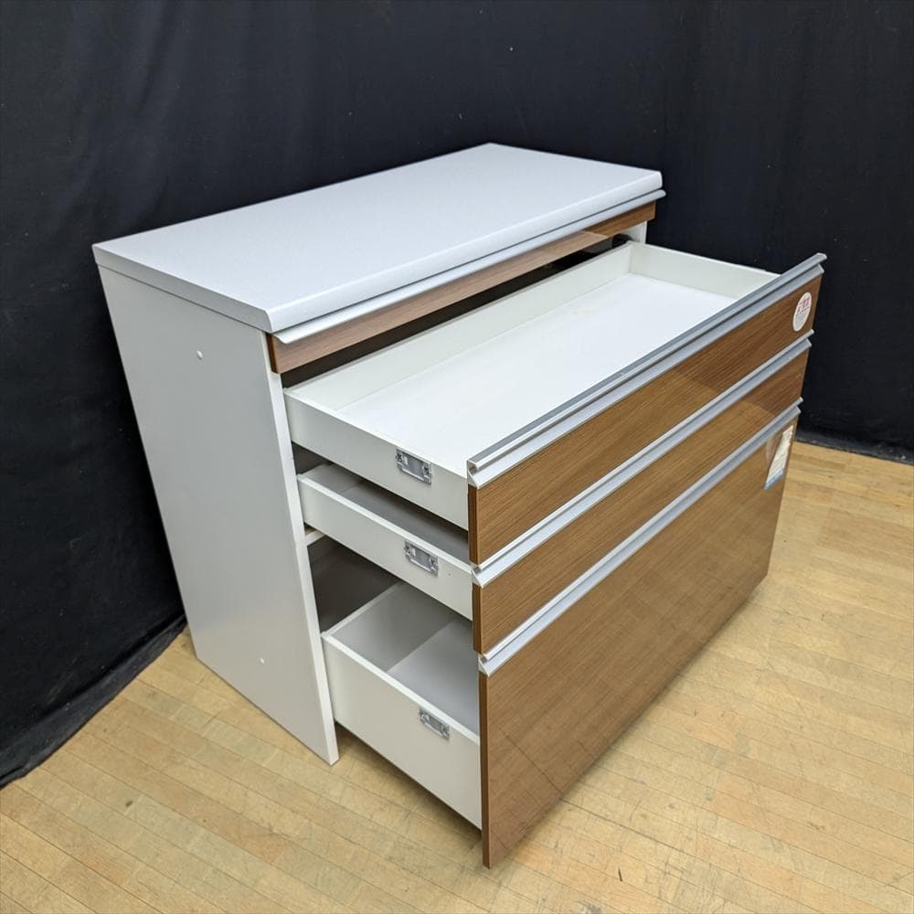 美品　ユーアイ　ソフトクローズ　キッチンカウンター　レンジ台　キャビネット