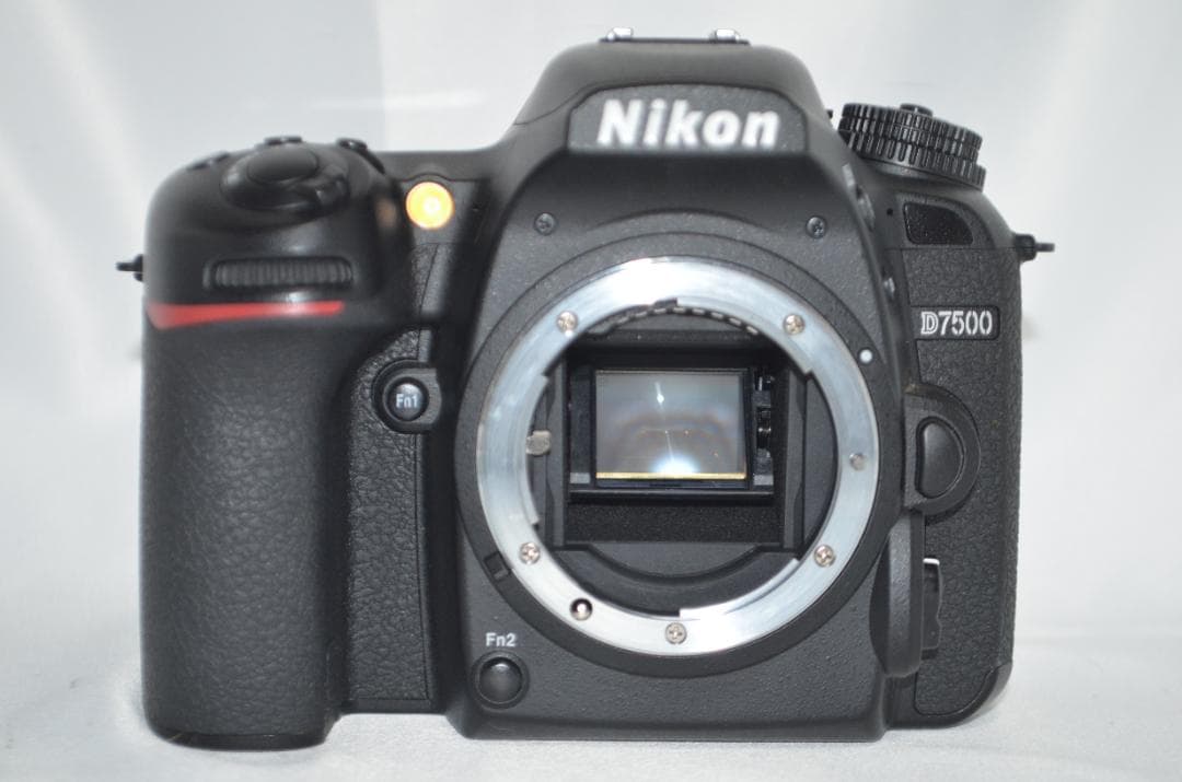 滅多にないシャッター数13500回以下 Nikon D7500☆Wi-Fi搭載