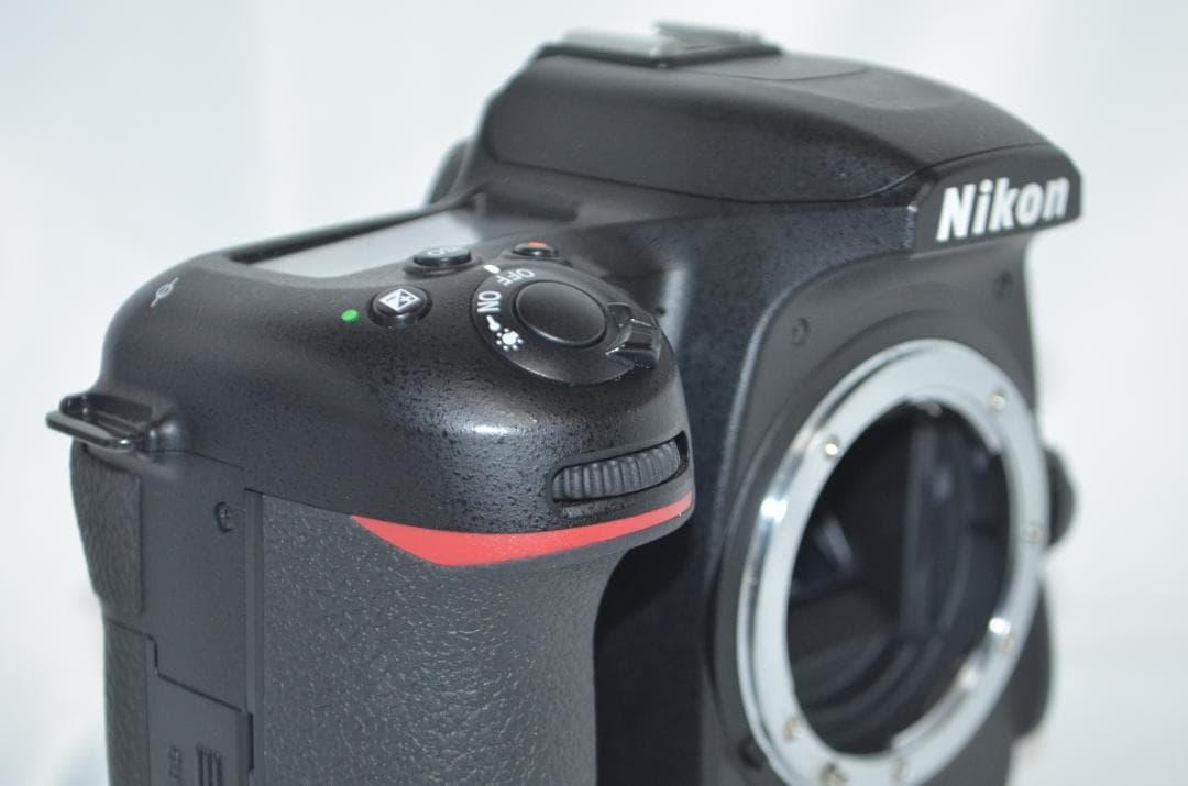 滅多にないシャッター数13500回以下 Nikon D7500☆Wi-Fi搭載