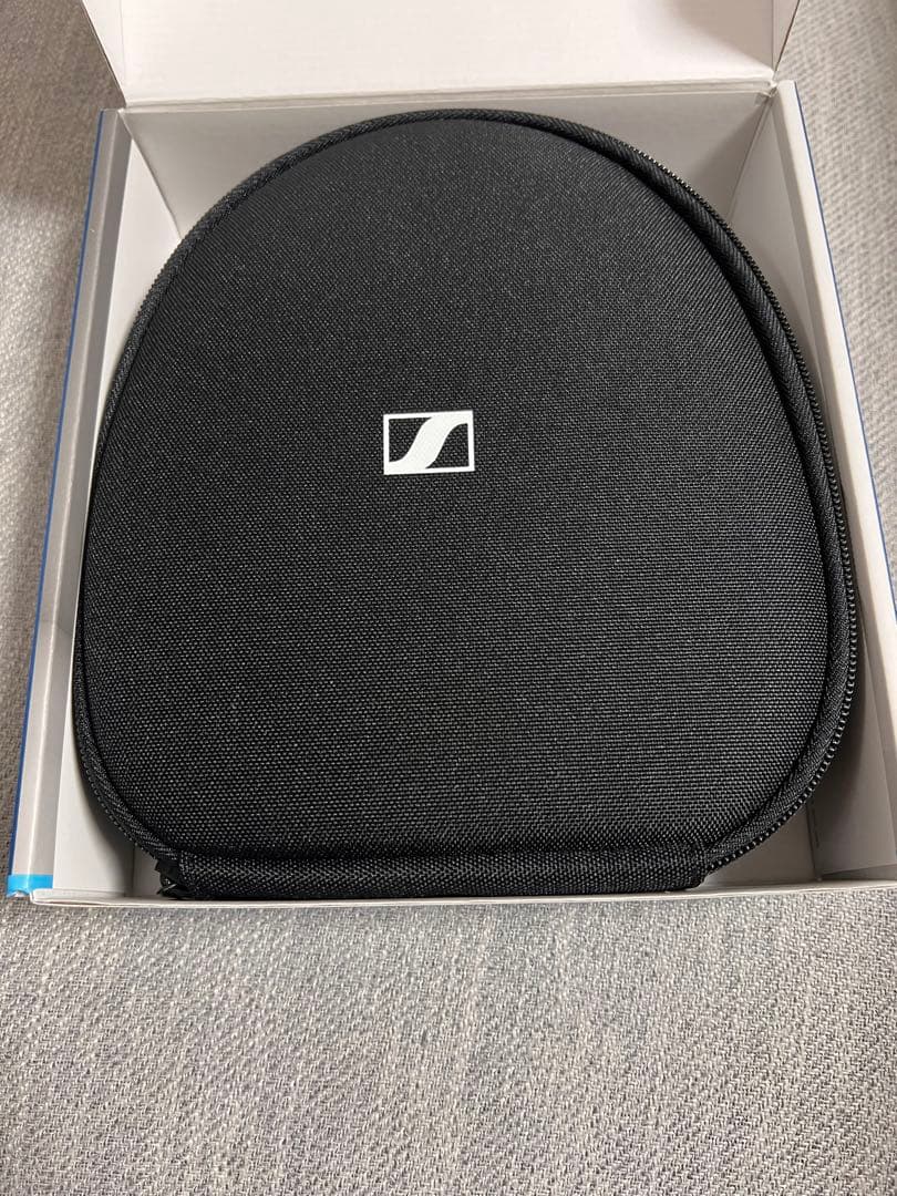 Sennheiser ACCENTUM Plus Wireless ブラック