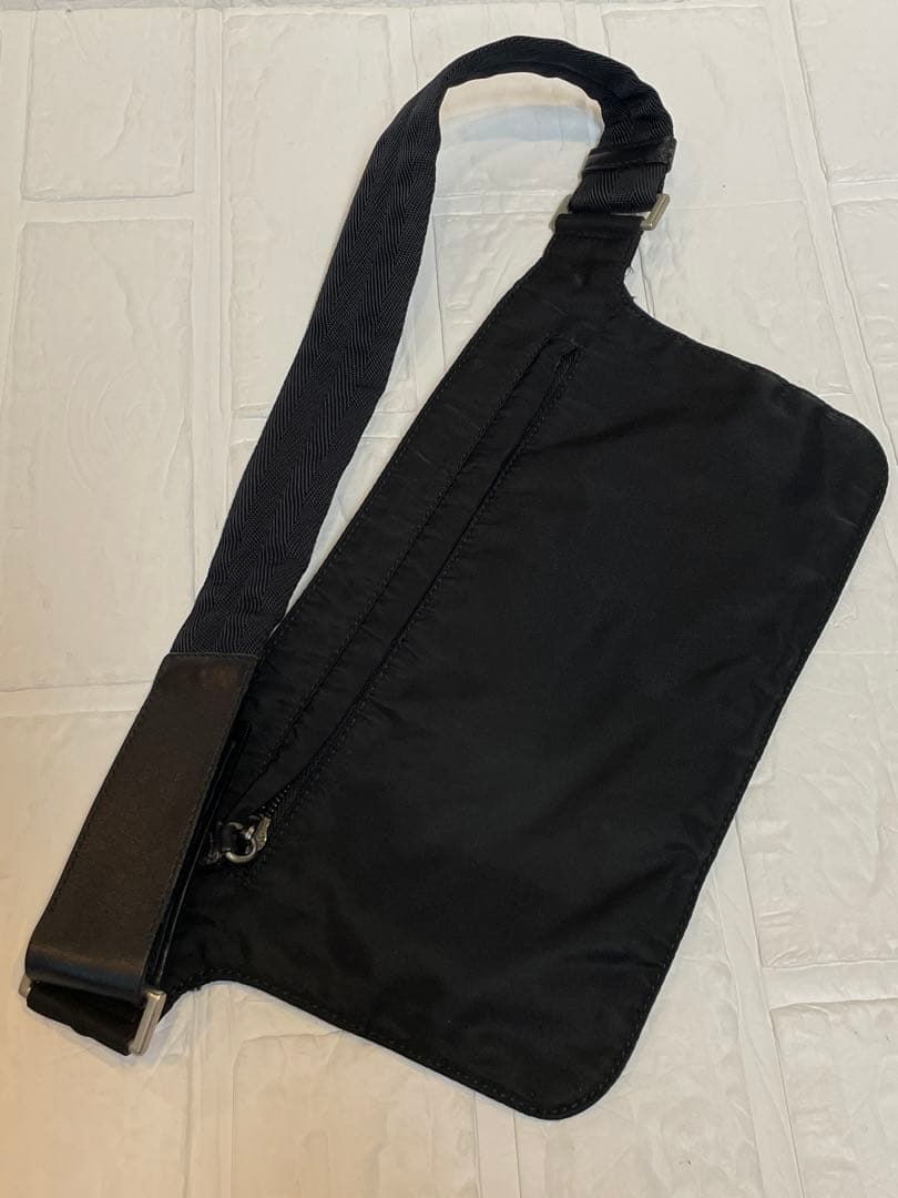 PRADAプラダ　ウエストポーチ　❤︎