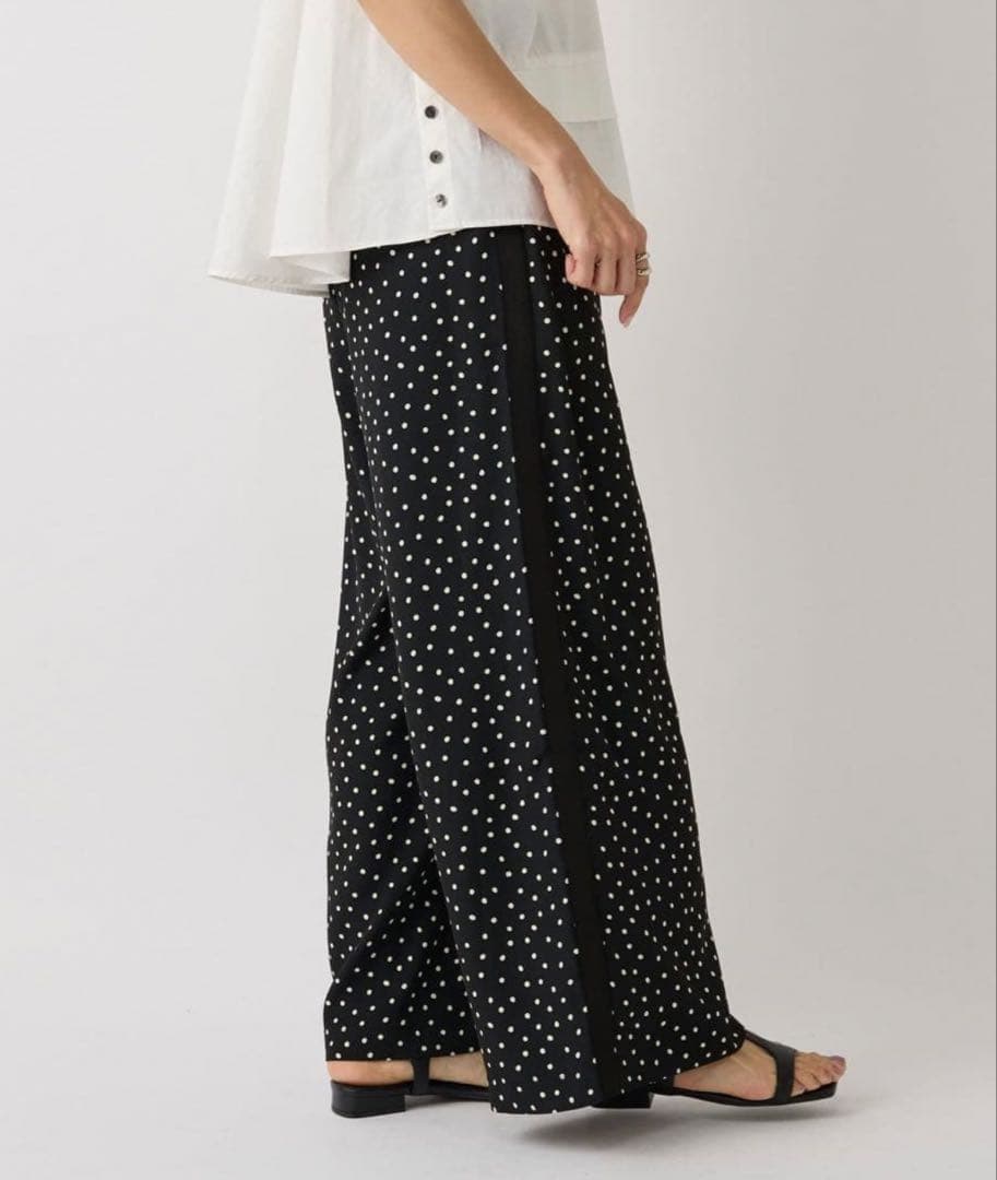 BEARDSLEY ビアズリー ドット柄パンツ