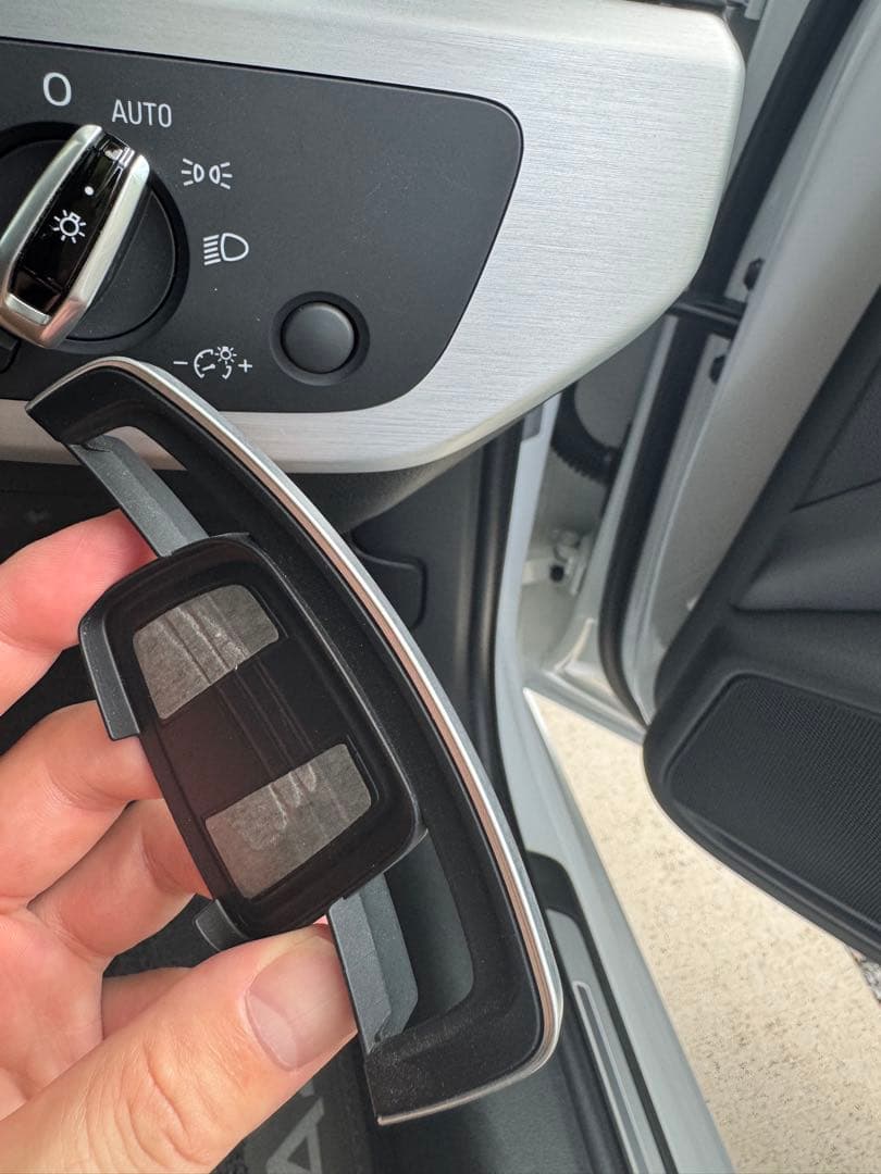 Audi S-tronic Paddle Progress VC A4 パドル