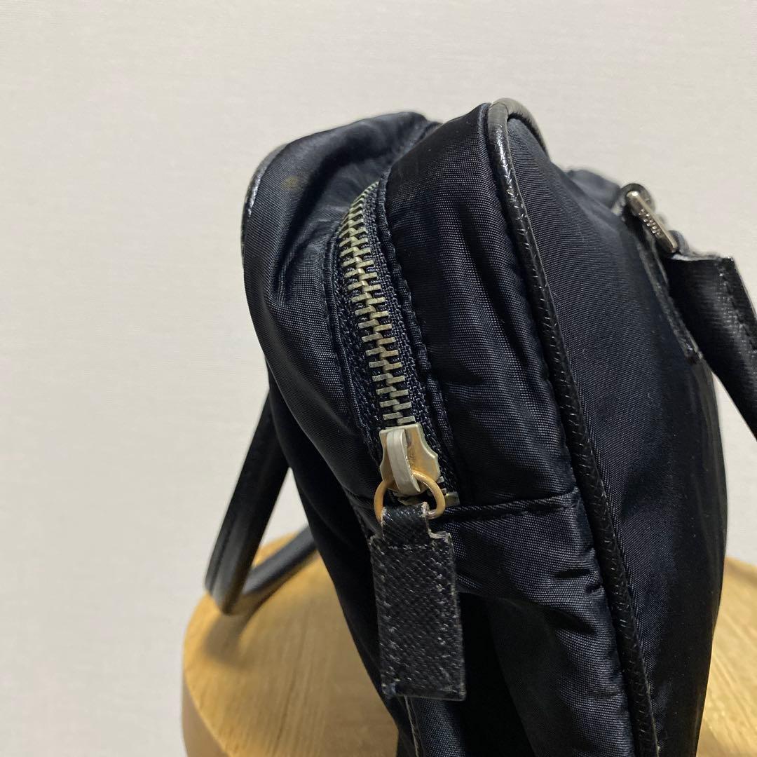 PRADA ナイロンハンドバッグ　ブラック
