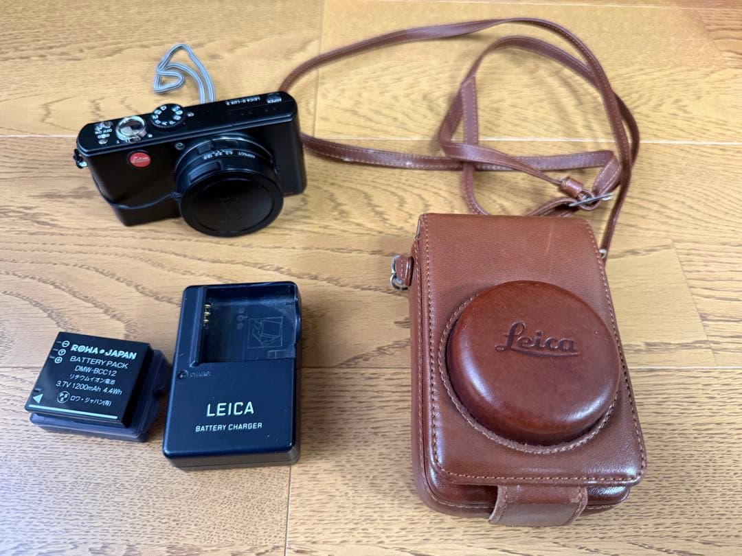 【美品】 ライカ　LEICA D-LUX3 専用レザーケース付き