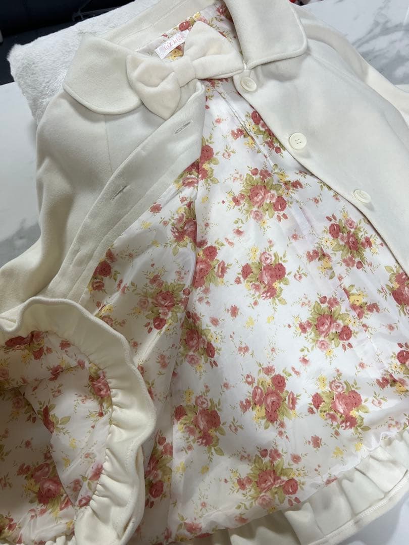 は*け様 《未使用》LIZ LISA Fsize ポンチョ ケープ コート リボ