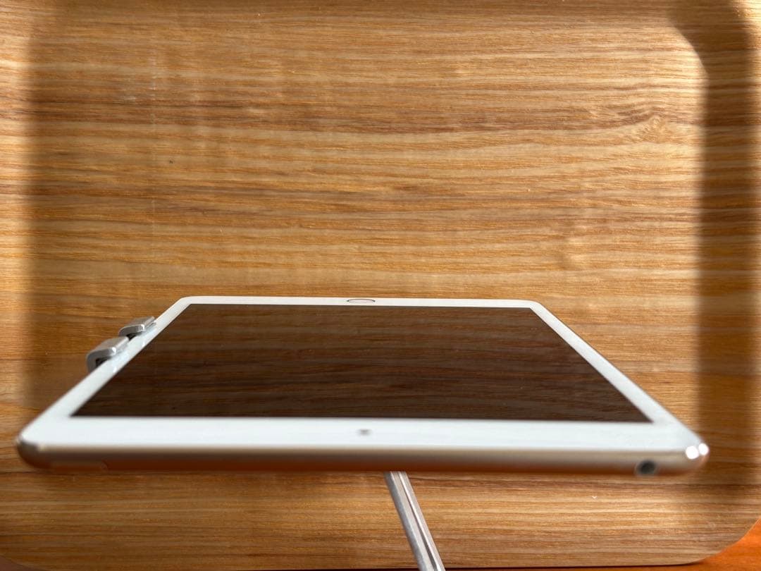 iPad mini 4 Wi-Fi 128GB ゴールド