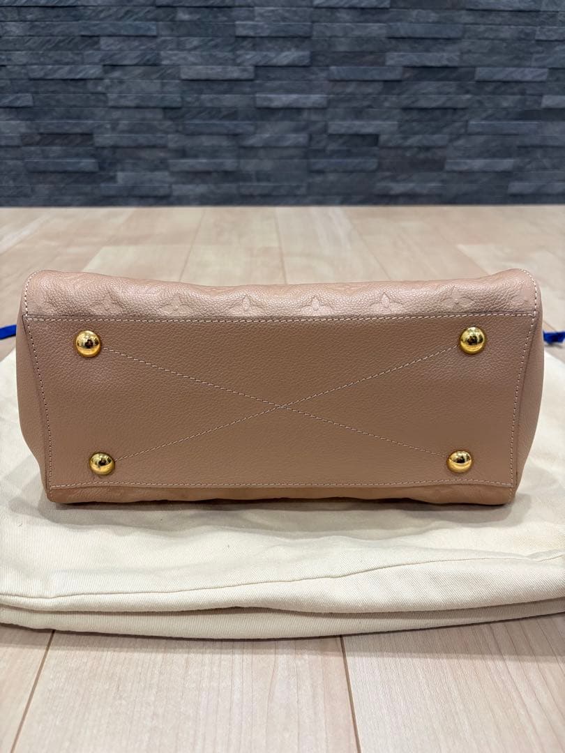 LOUIS VUITTON モンテーニュ