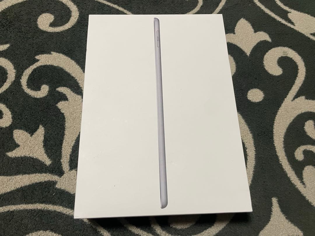 iPad 第6世代　32GB WiFiモデル