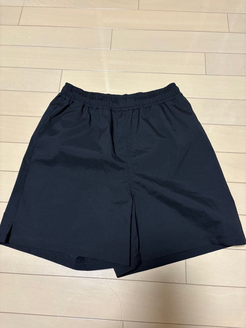 東原亜希　FORME 撥水　ショートパンツ　ブラック　フリーサイズ