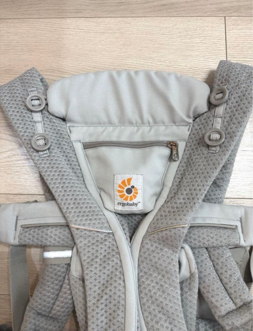 美品　エルゴベビー　抱っこひも　オムニブリーズ