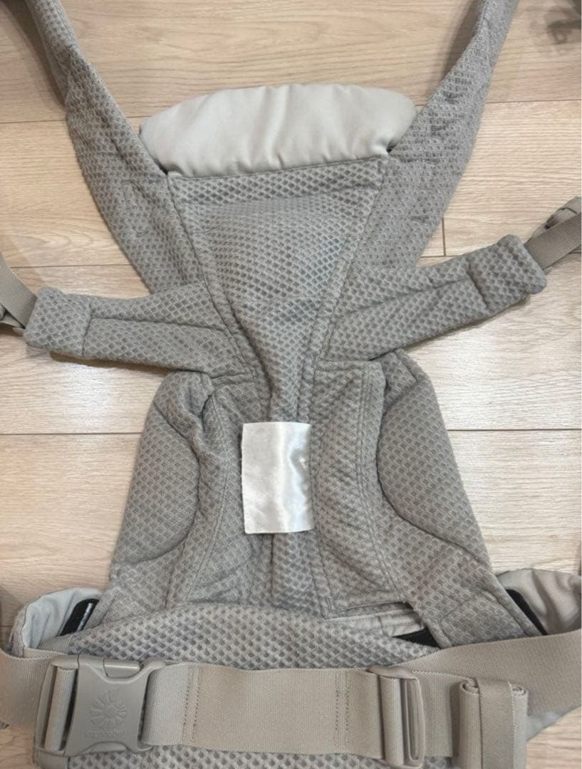 美品　エルゴベビー　抱っこひも　オムニブリーズ