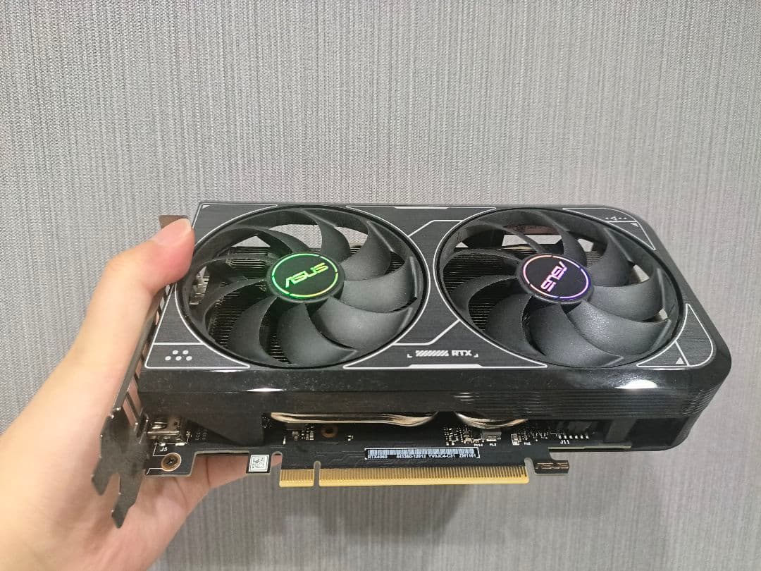 ASUS DUAL GEFORCE RTX4060 グラフィックボード