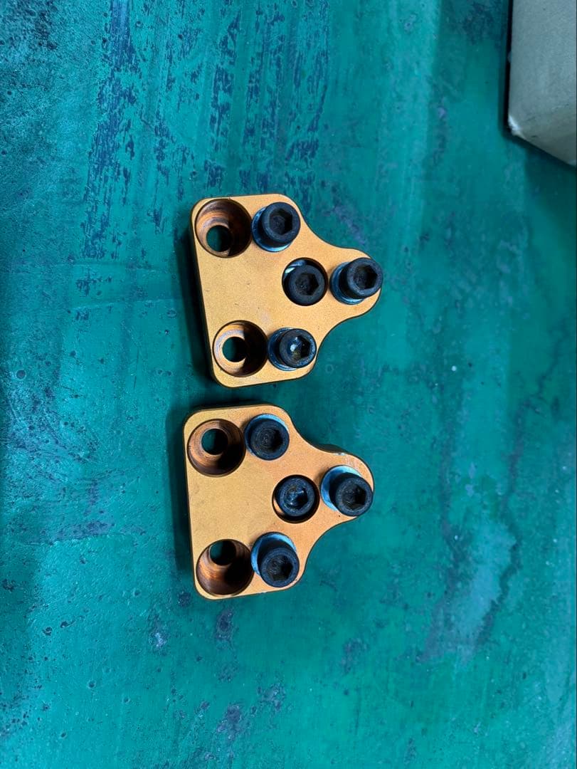 50プリウス キャンバーアダプタ