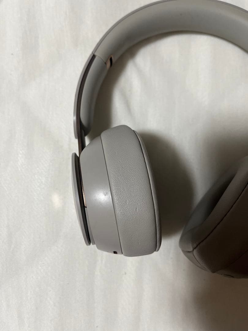 Beats Solo Pro ヘッドフォン グレー