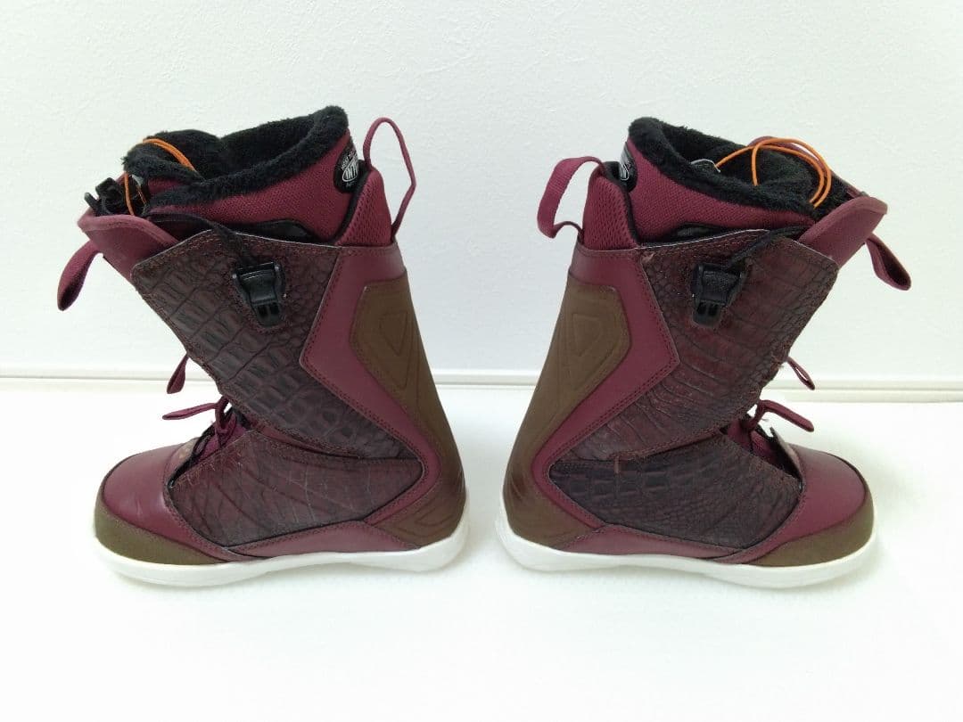 ◇THIRTYTWO LASHED 24cm◇