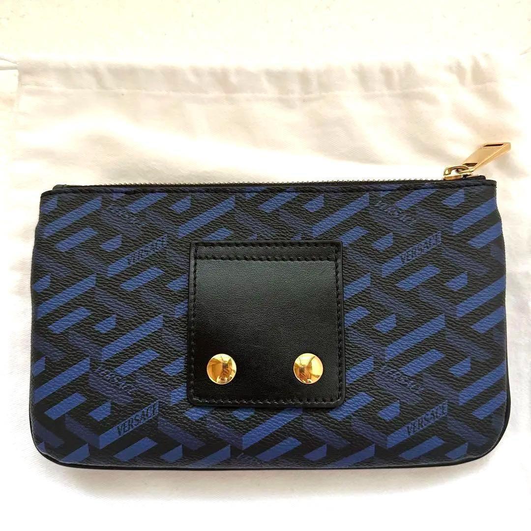 【美品】シグネチャー　レザーポーチ　グレカ　Versace　おしゃれ