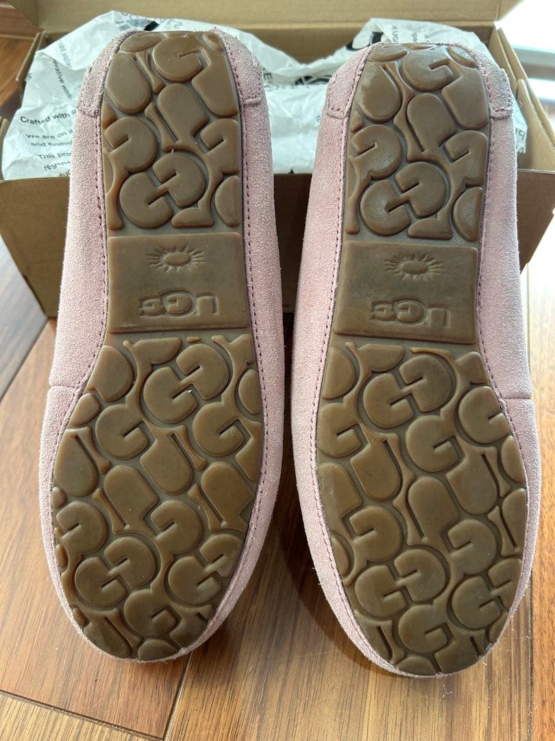 UGG モカシン　ラベンダーシャドー